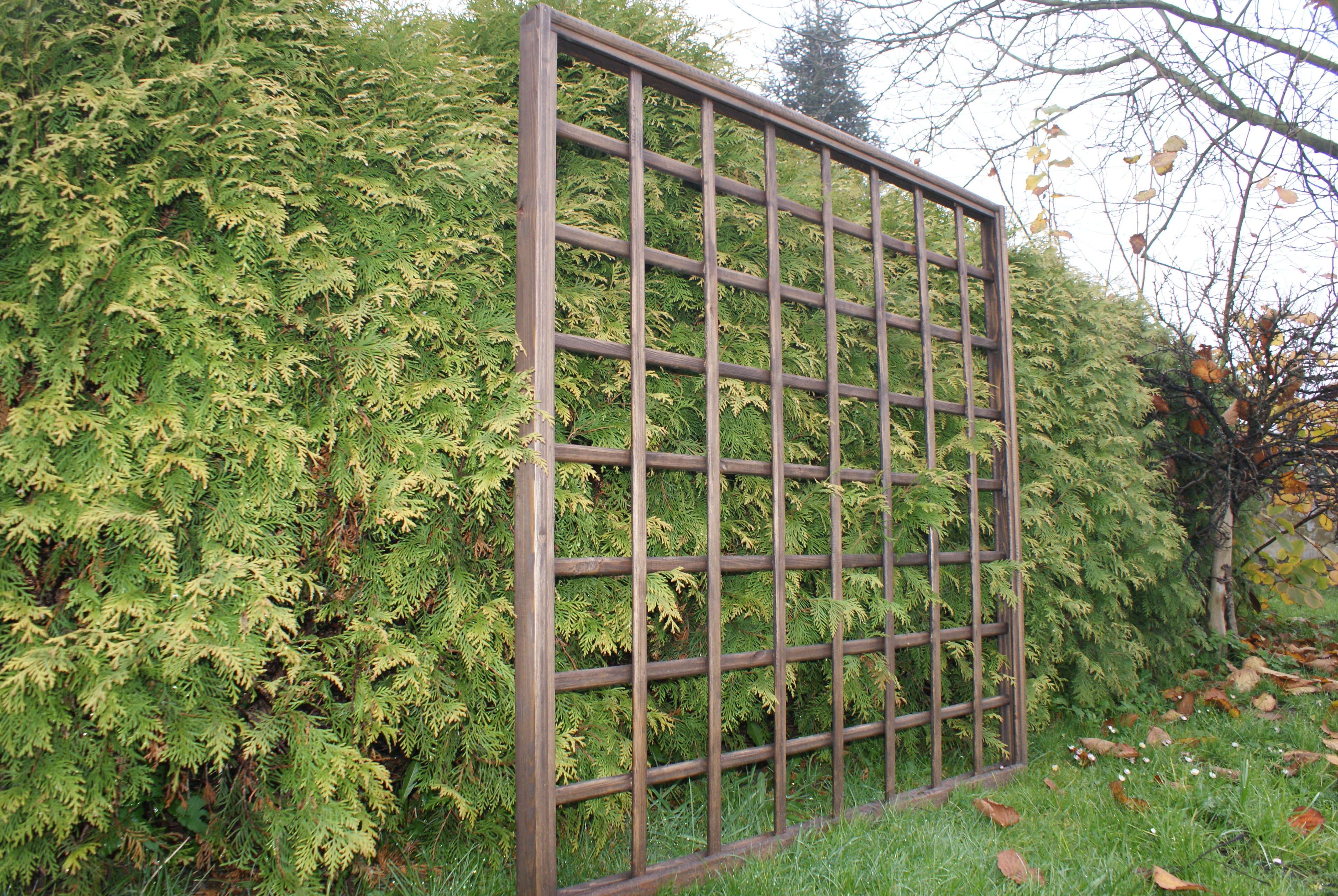 kratwonica prosta z prostym układem listew