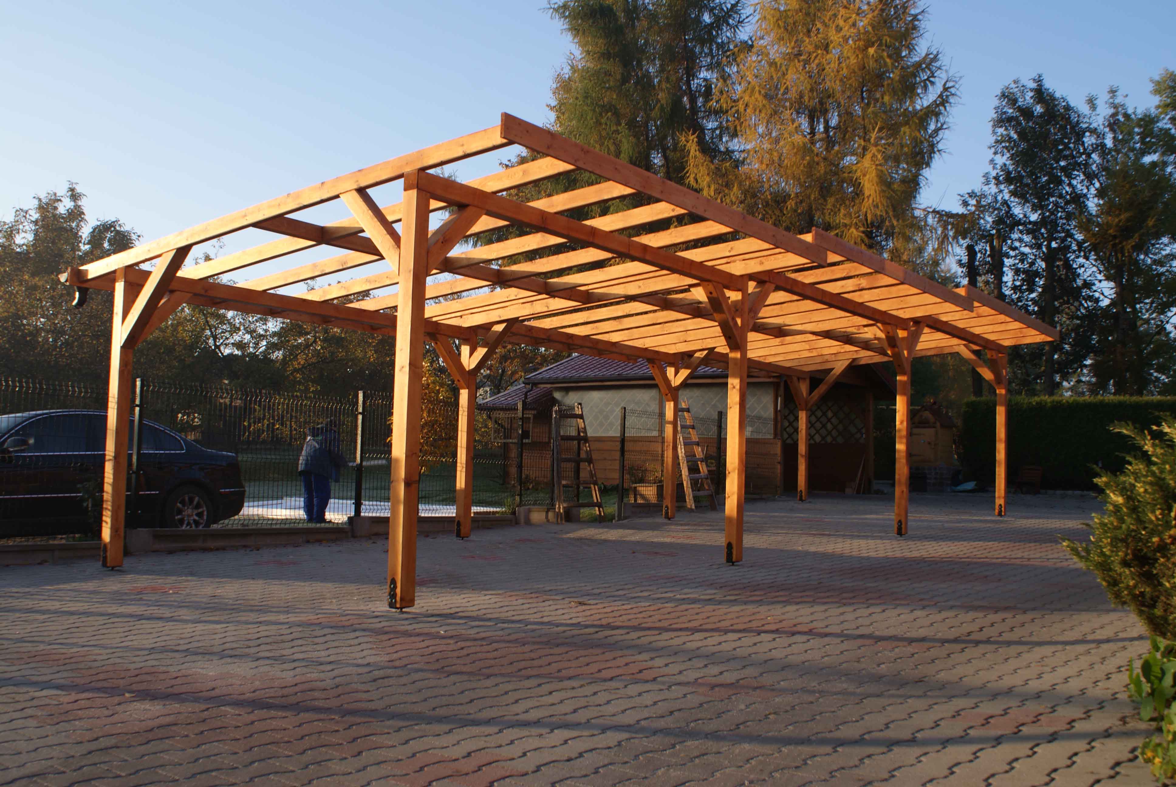 wiata-samochodowa konstrukcja-wiaty-poliweglan