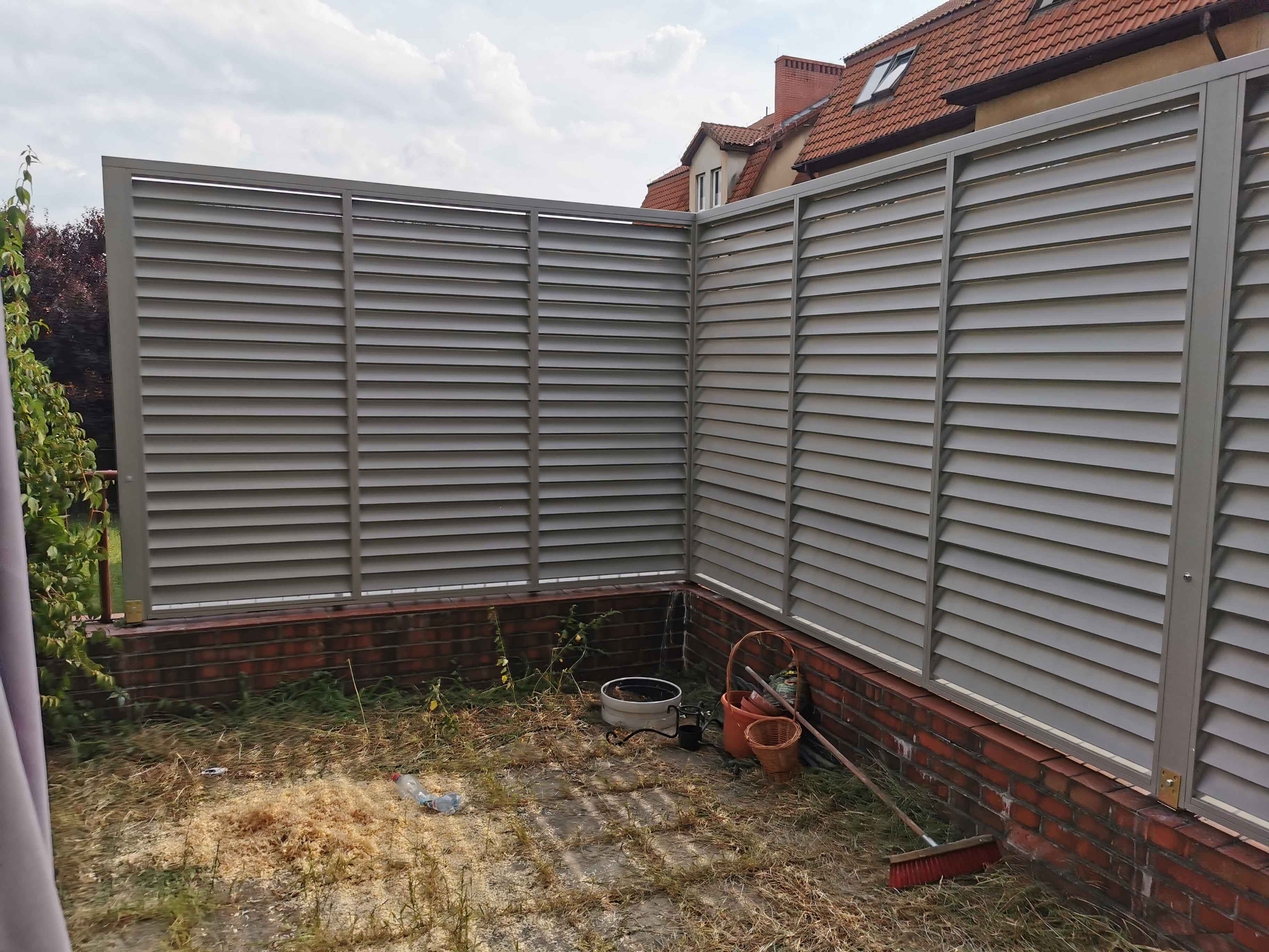 przeslona-tarasu zaluzjowa przesłona tarasu